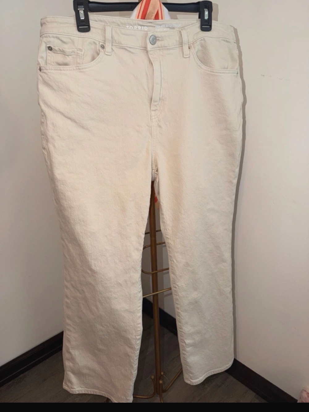 Madewell High-Rise Straight Jeans in Off-White